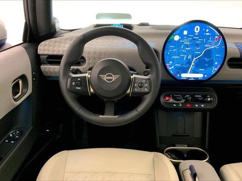 Used 2025 MINI Cooper S image 4