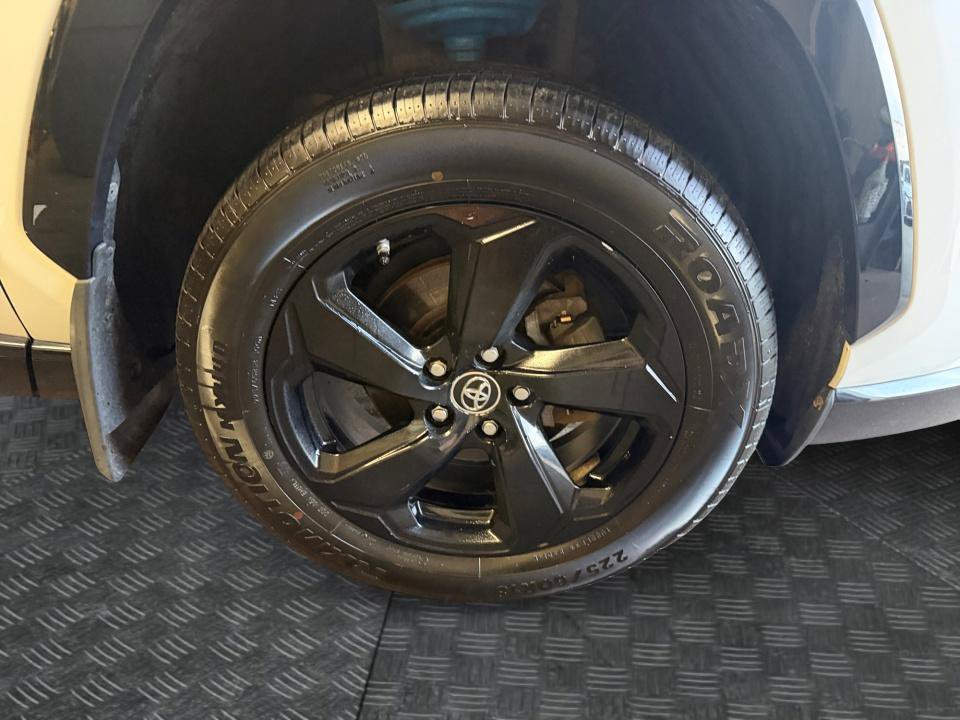 Used 2019 Toyota RAV4 XSE AWD/4WD image 29