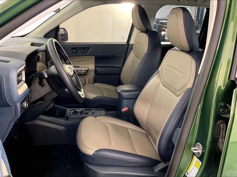 Used 2025 Ford Maverick Lariat AWD/4WD image 33
