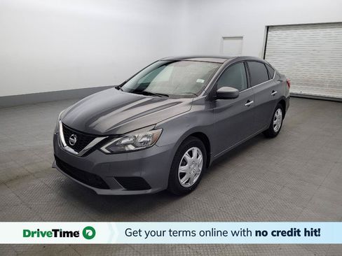 Used 2019 Nissan Sentra S FWD image 1
