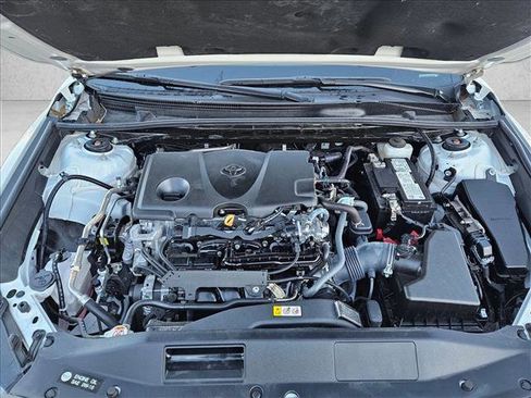 Used 2024 Toyota Camry SE image 22