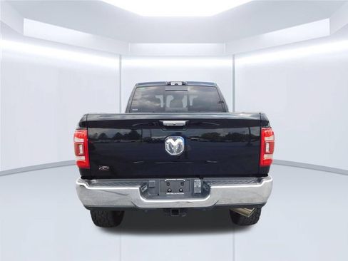 Used 2022 RAM 2500 Limited AWD/4WD image 4
