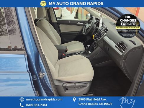 Used 2020 Volkswagen Tiguan S w/ 3rd Row Seat Package image 30