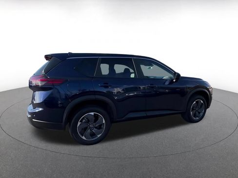 Used 2025 Nissan Rogue SV FWD image 14