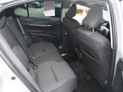 Used 2025 Toyota Camry LE FWD image 15