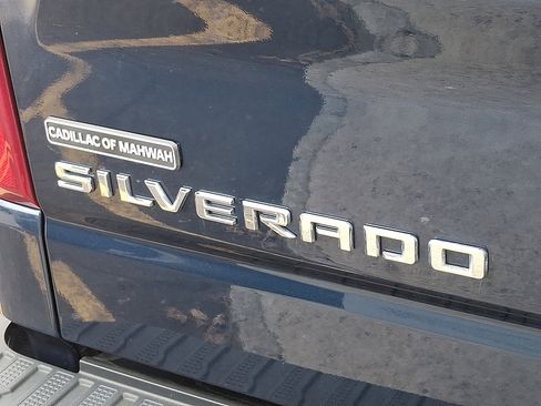 Used 2022 Chevrolet Silverado 1500 Custom image 30