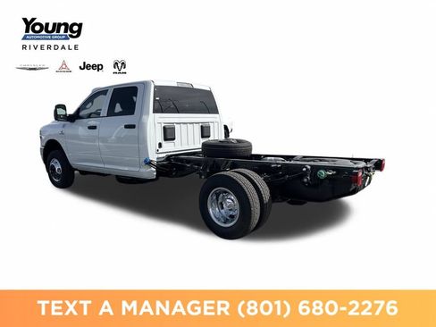 New 2026 RAM 3500 Tradesman w/ Chrome Appearance Group A AWD/4WD image 3