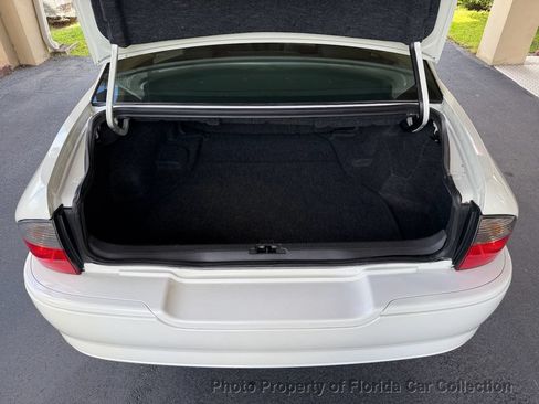 Used 2004 Lincoln LS RWD image 89