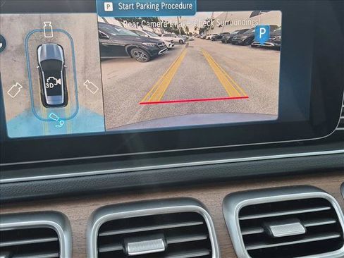 New 2026 Mercedes-Benz GLE 450 4MATIC image 11