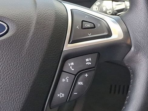 Used 2023 Ford Edge SEL AWD/4WD image 22