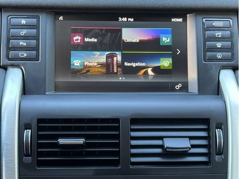 Used 2019 Land Rover Discovery Sport HSE image 13