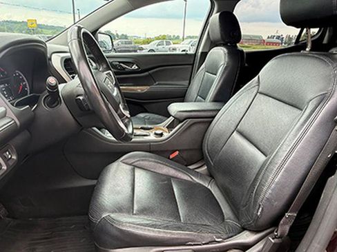 Used 2017 GMC Acadia SLE AWD/4WD image 11