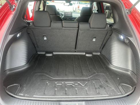 Used 2025 Honda HR-V Sport image 16