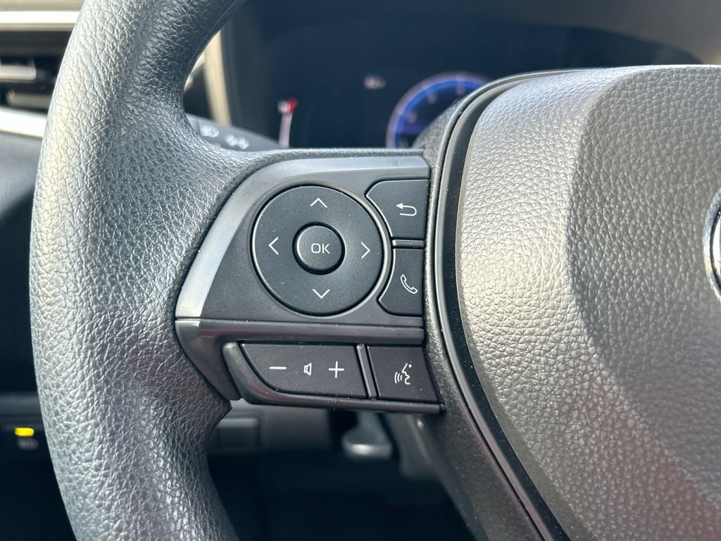 Used 2026 Toyota Corolla LE FWD image 15