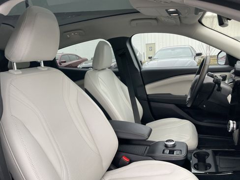 Used 2023 Ford Mustang Mach-E Premium image 16