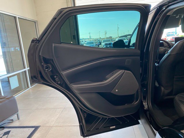Used 2021 Ford Mustang Mach-E Premium RWD image 20