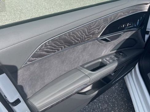 New 2025 Audi A8 L 3.0T image 13