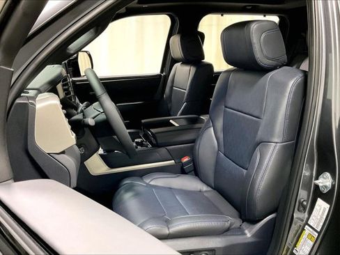 New 2026 Toyota Tundra Platinum AWD/4WD image 9