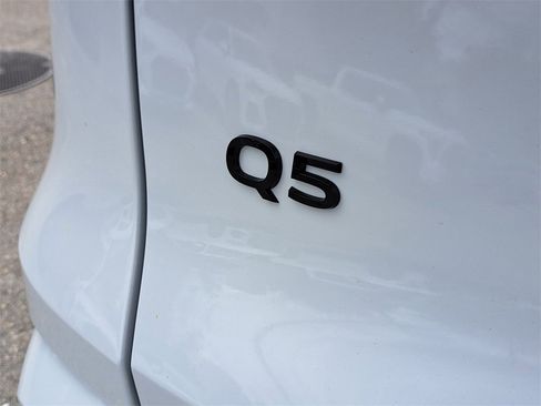 New 2025 Audi Q5 2.0T Premium Plus image 5