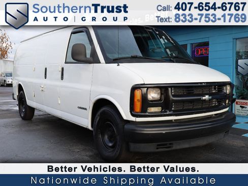 Used 2000 Chevrolet Express 2500 Extended RWD image 1