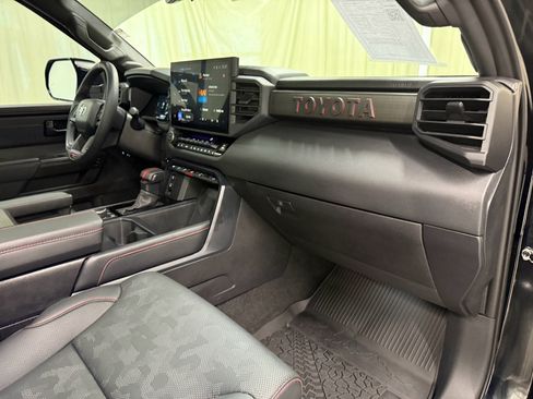 Used 2025 Toyota Tundra TRD Pro AWD/4WD image 27