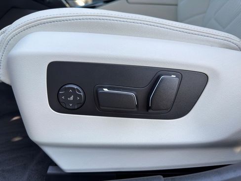 New 2027 BMW 550e xDrive AWD/4WD image 13