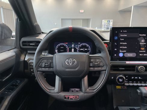 Used 2025 Toyota Tacoma TRD Pro image 18