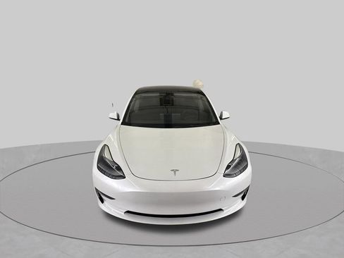 Used 2023 Tesla Model 3 Standard Range RWD image 3