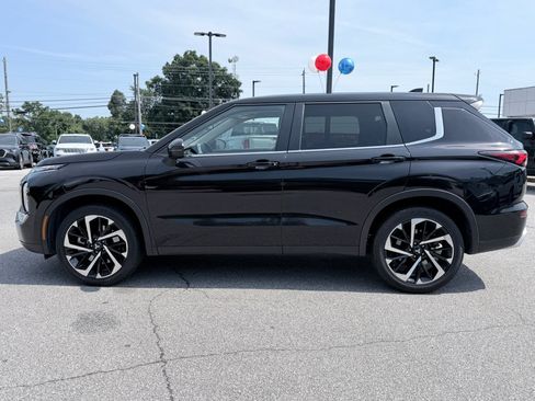 Used 2024 Mitsubishi Outlander SE FWD image 5