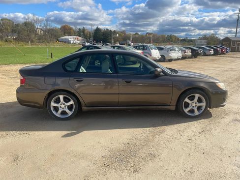 Used 2009 Subaru Legacy 2.5i Special Edition image 5