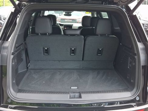Used 2026 GMC Acadia Denali w/ Super Cruise Package AWD/4WD image 29