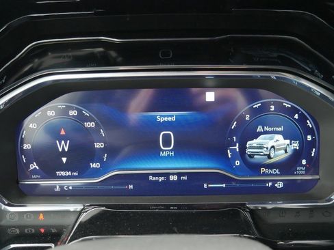 Used 2022 Chevrolet Silverado 1500 LT w/ Z71 Off-Road Package image 15