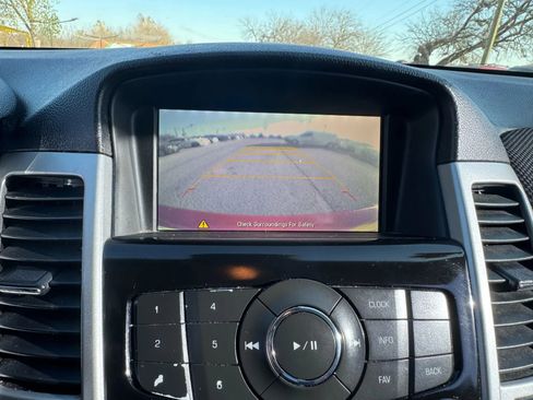 Used 2016 Chevrolet Cruze LT w/ Sun And Sound Package image 18