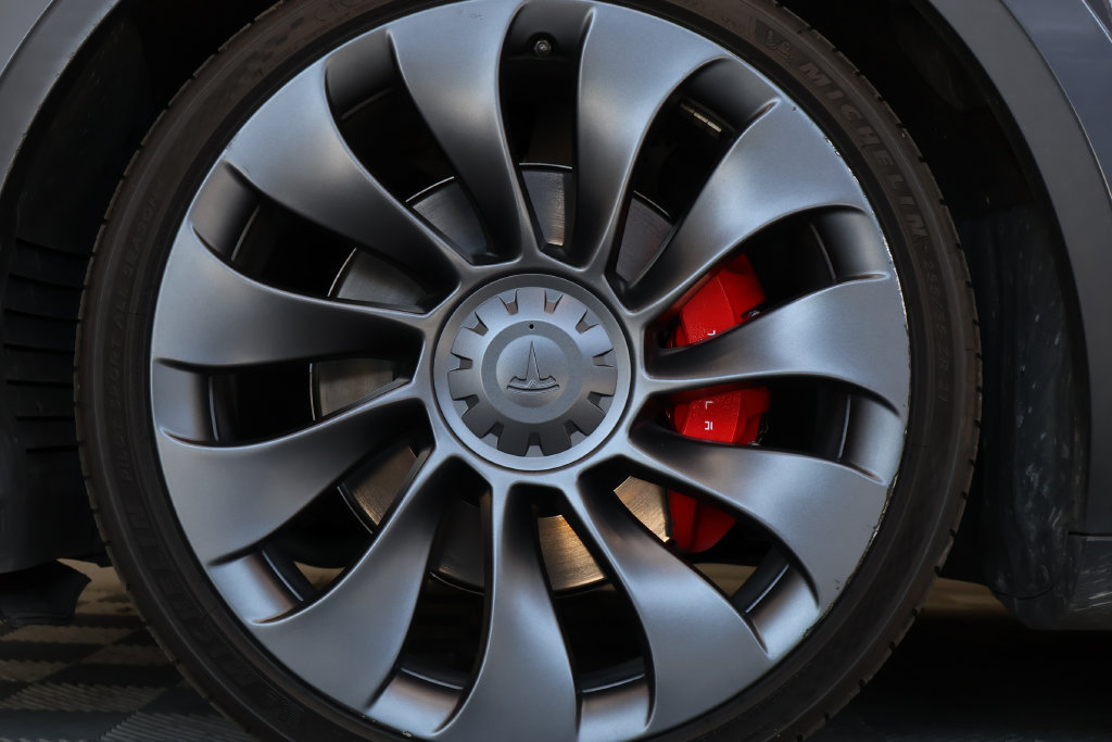 Used 2022 Tesla Model Y Performance AWD/4WD image 10