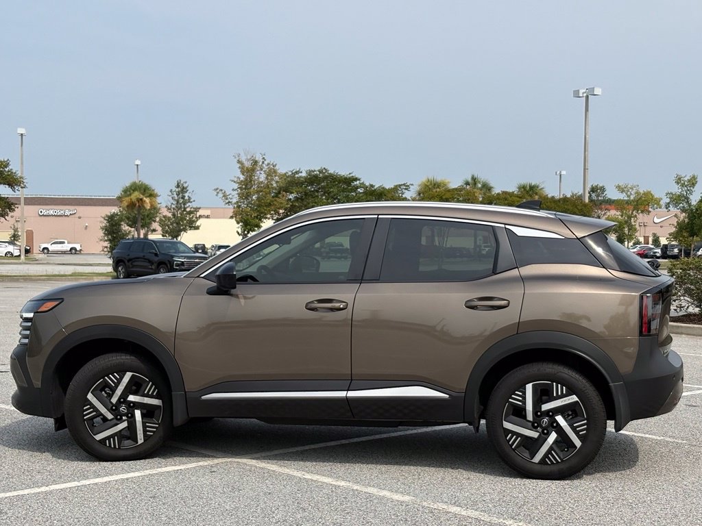 Used 2026 Nissan Kicks SV AWD/4WD image 14