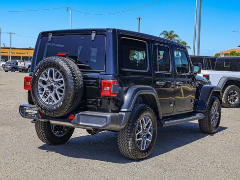New 2025 Jeep Wrangler Sahara image 4