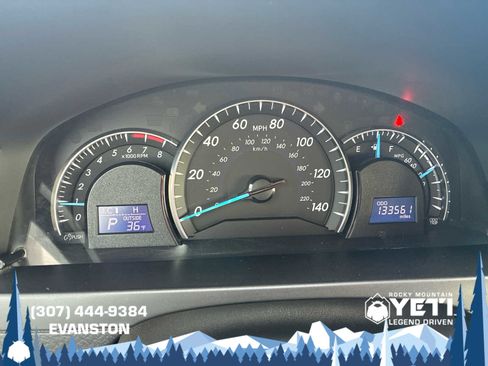 Used 2012 Toyota Camry XLE image 13