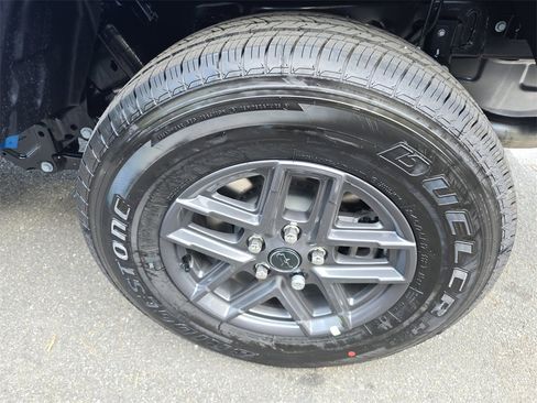 New 2025 Jeep Gladiator Sport image 33