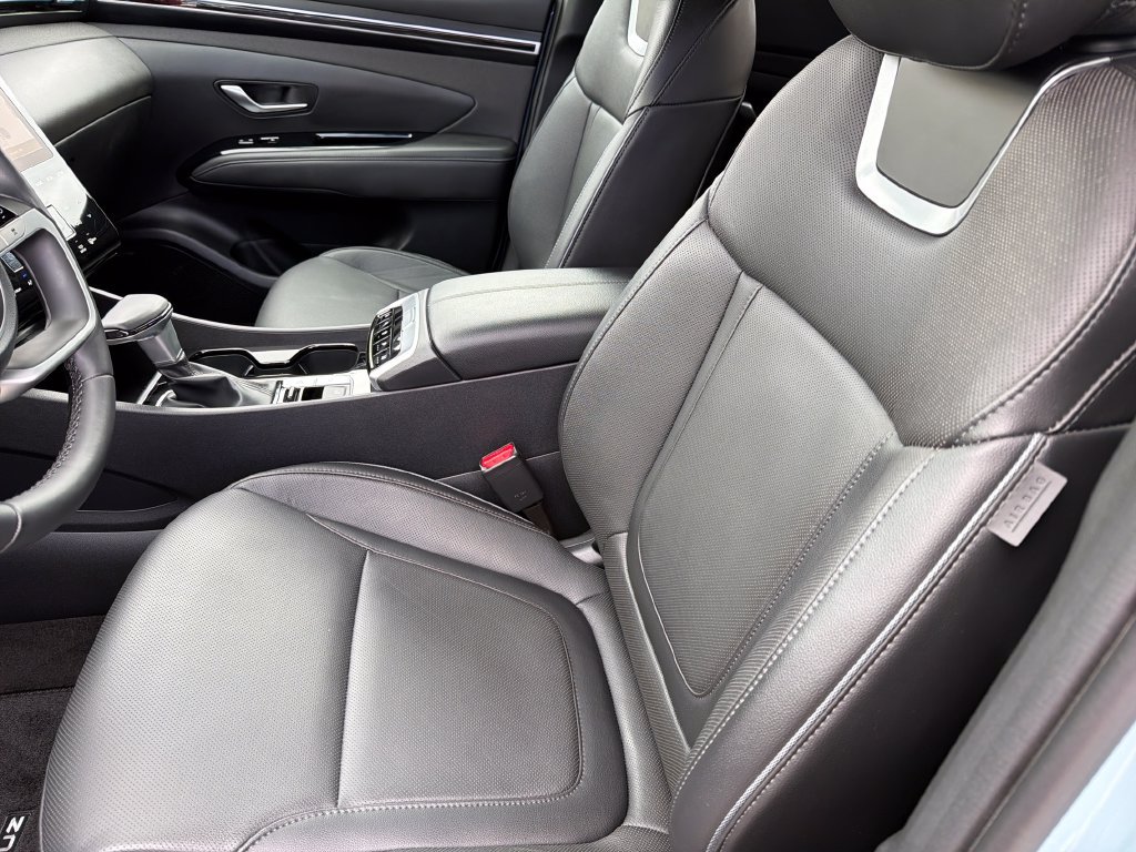 Certified 2023 Hyundai Santa Cruz Limited AWD/4WD image 9