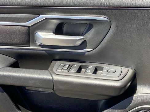Used 2025 RAM 1500 Big Horn AWD/4WD image 18