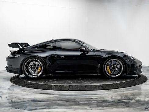 Used 2022 Porsche 911 GT3 image 19