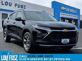 New 2025 Chevrolet Trax LT w/ Driver Confidence Package image 1