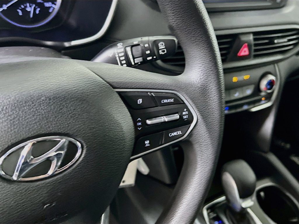 Used 2020 Hyundai Santa Fe SE w/ Cargo Package FWD image 17