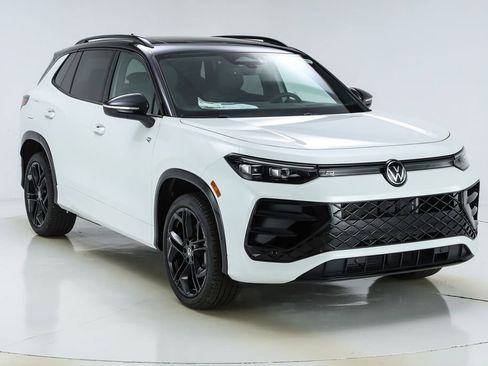 New 2026 Volkswagen Tiguan SE R-Line image 15