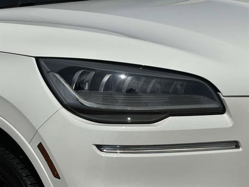 Certified 2022 Lincoln Aviator Reserve w/ Equipment Group 201A AWD/4WD image 27