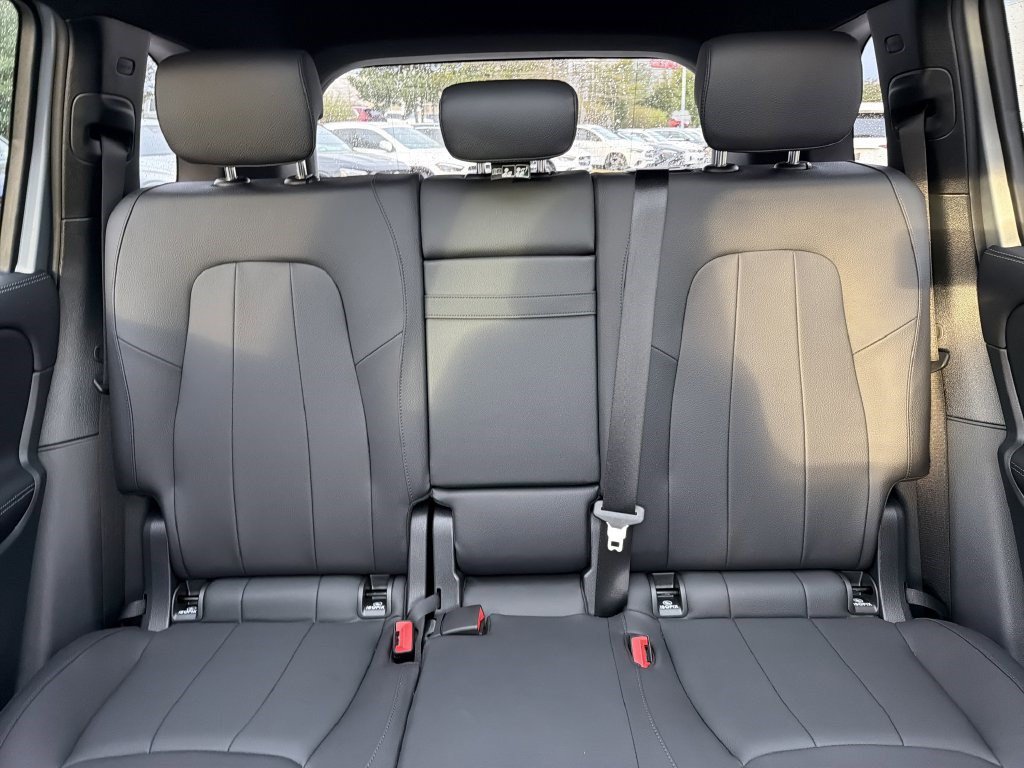 Certified 2026 Mercedes-Benz GLB 250 4MATIC image 35