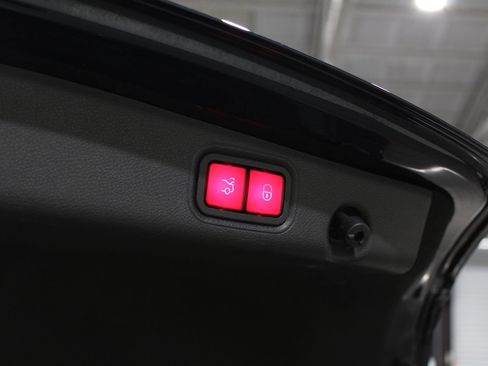 Used 2017 Mercedes-Benz E 300 w/ Premium 1 Package image 13