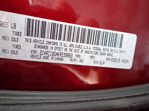 Used 2019 Chrysler Pacifica Touring-L image 36