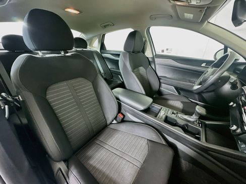 Used 2025 Kia K5 LXS FWD image 29