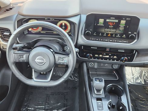 Used 2023 Nissan Rogue Platinum w/ Platinum Premium Package AWD/4WD image 32
